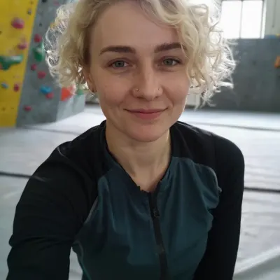 Элла, 38